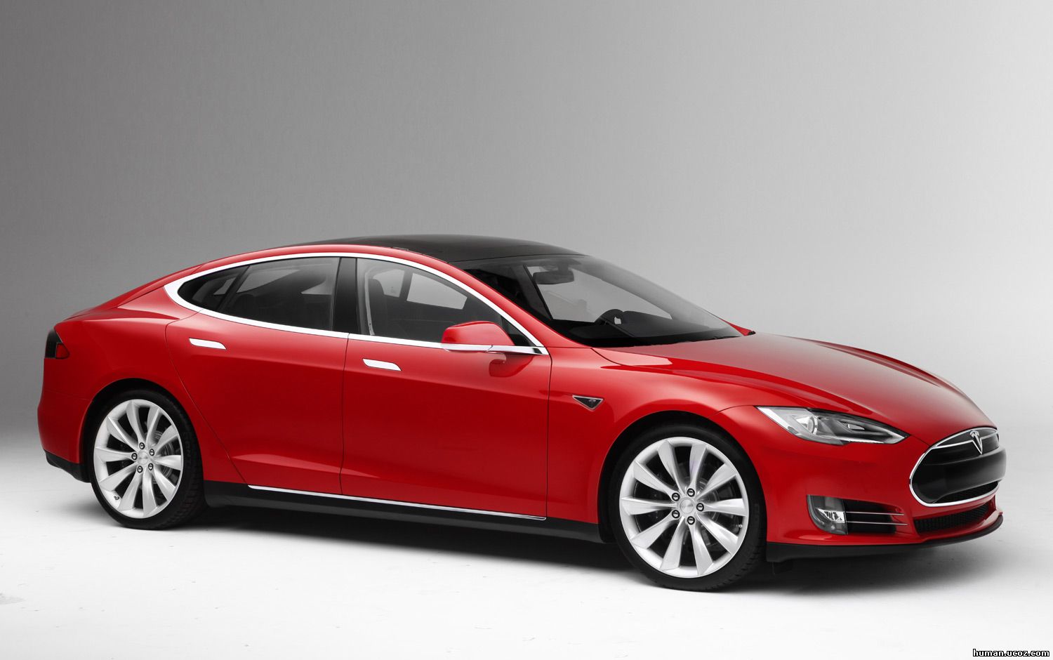 Фото Электромобиля Tesla Model S